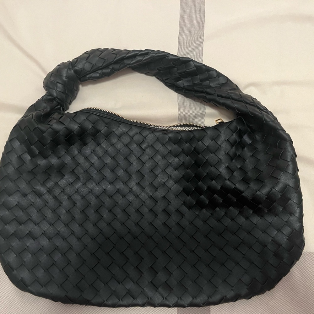 Urban Expression Woven hobo bag